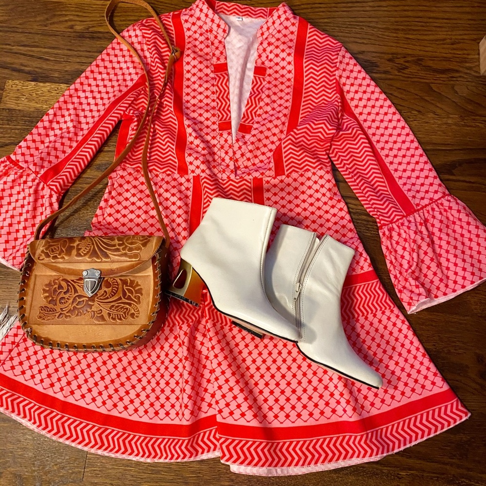 Mod inspired dress.